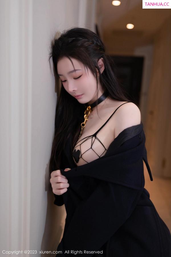 逗逗DouDou  [XiuRen]高清写真图 2023.10.08 No.7474 小逗逗 黑丝美腿第36张图片